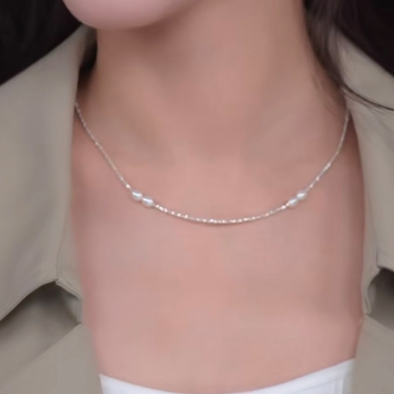 Shimmering  925 Silver Necklace