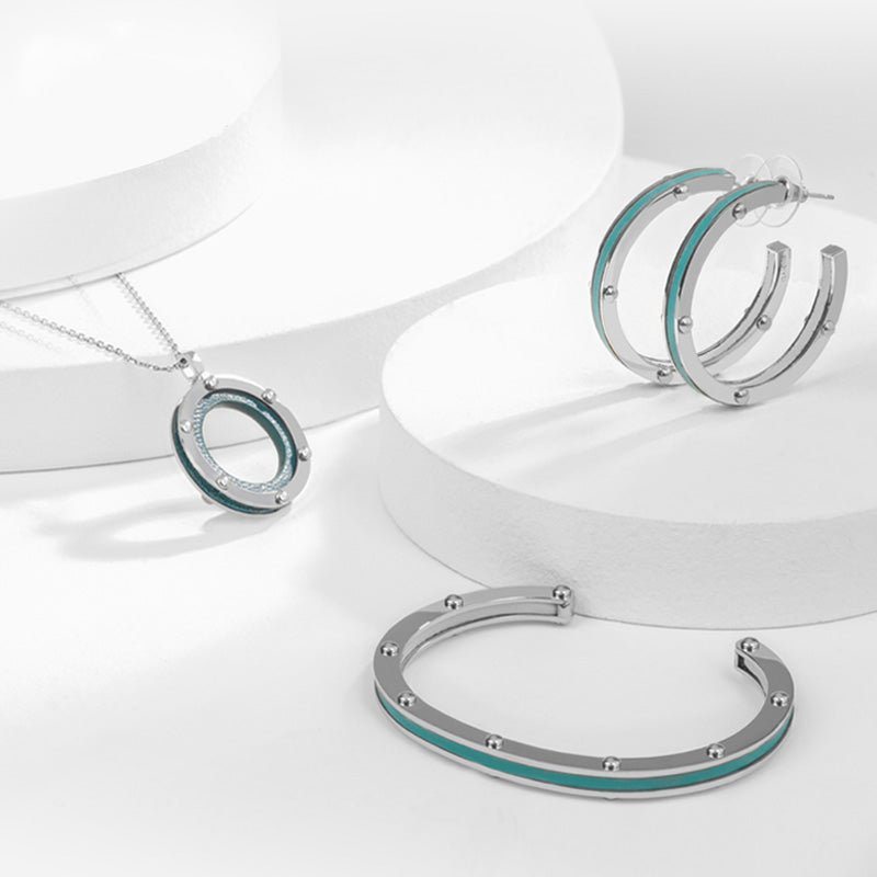 Geometric Circle Pendant Necklace – Stainless Steel
